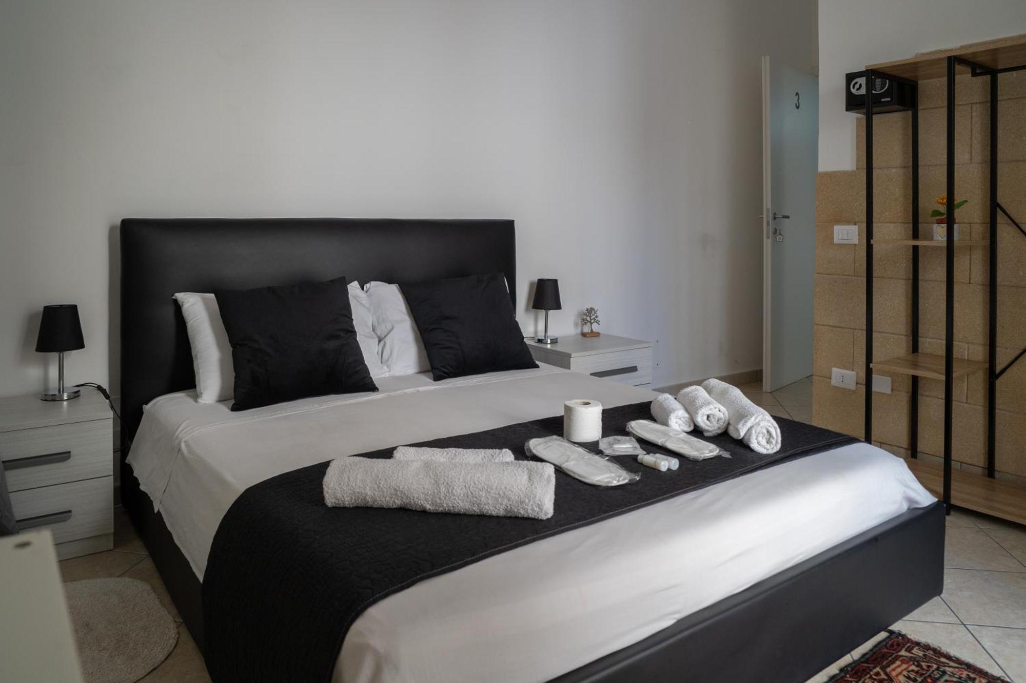 Bed and Breakfast Whitehouse Lecce Zewnętrze zdjęcie